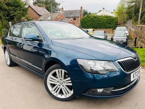 Skoda Superb Hatchback 2.0 TDI Elegance Euro 5 (s/s) 5dr