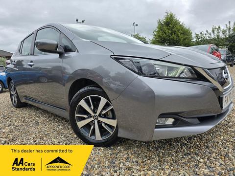 Nissan Leaf Hatchback 40kWh Acenta Auto 5dr