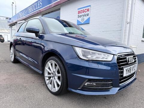 Audi A1 Hatchback 1.4 TFSI S line Euro 6 (s/s) 3dr (Nav)