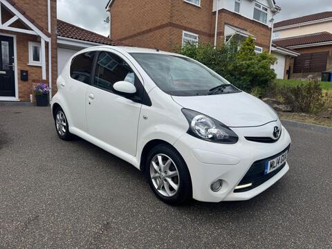 Toyota AYGO Hatchback 1.0 VVT-i Mode Euro 5 5dr