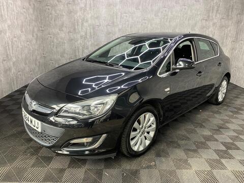 Vauxhall Astra Hatchback 1.6 16v Elite Euro 5 5dr