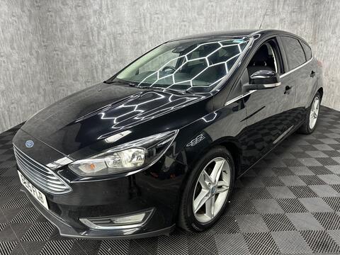 Ford Focus Hatchback 1.0T EcoBoost Titanium Euro 6 (s/s) 5dr
