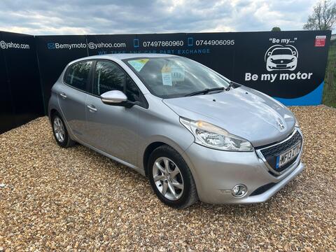 Peugeot 208 Hatchback 1.0 VTi Active Euro 5 5dr