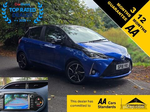 Toyota Yaris Hatchback 1.5 VVT-h Grey Bi-Tone E-CVT Euro 6 (s/s) 5dr