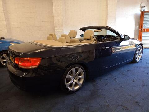 BMW 3 Series Convertible 3.0 330d SE Steptronic Euro 4 2dr