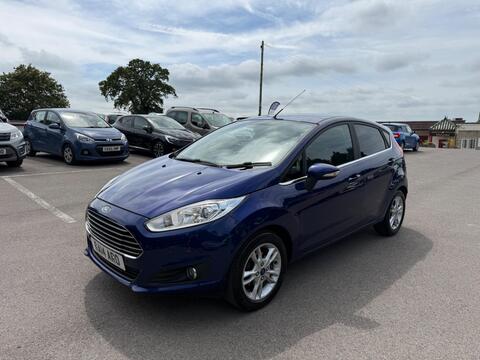 Ford Fiesta Hatchback 1.25 Zetec Euro 5 5dr