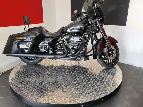 Harley-Davidson Touring Tourer 1745 FLHRXS Road King SP