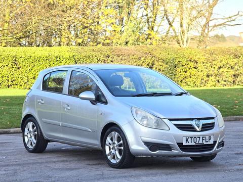 Vauxhall Corsa Hatchback 1.2i 16v Club 5dr