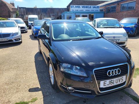Audi A3 Hatchback 1.6 TDI SE Sportback S Tronic Euro 5 (s/s) 5dr
