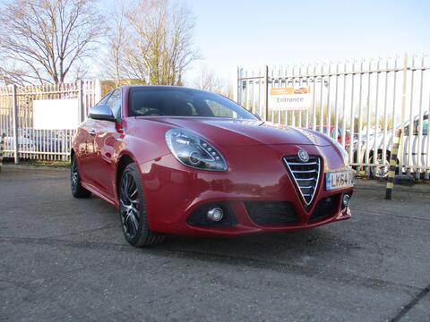 Alfa Romeo Giulietta Hatchback 2.0 JTDM-2 Sportiva Nav Euro 5 (s/s) 5dr