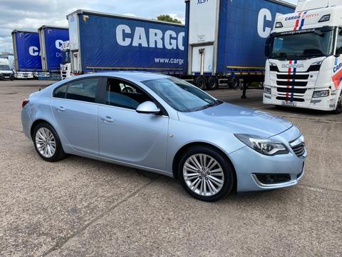 Vauxhall Insignia Hatchback 2.0 CDTi ecoFLEX Design Nav Euro 5 (s/s) 5dr