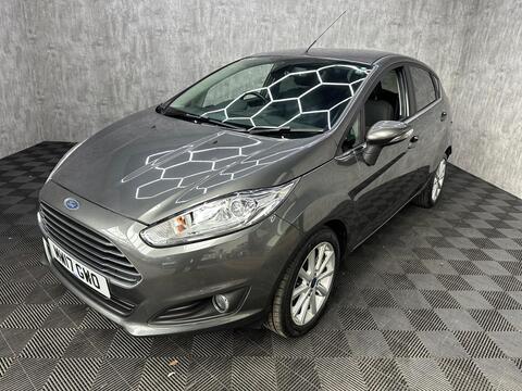 Ford Fiesta Hatchback 1.0T EcoBoost Titanium Euro 6 (s/s) 5dr