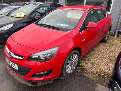 Vauxhall Astra Hatchback 1.4 16v Excite Euro 5 5dr