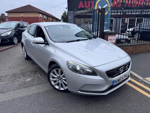 Volvo V40 Hatchback 2.0 D3 SE Lux Nav Euro 5 (s/s) 5dr