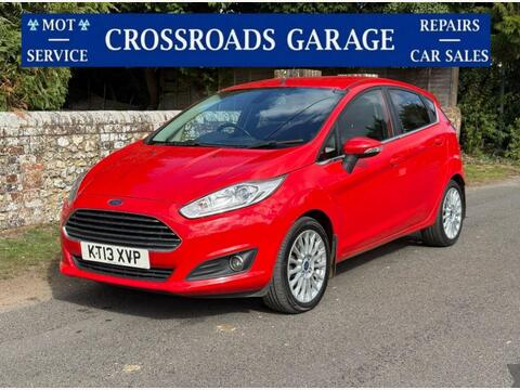 Ford Fiesta Hatchback 1.0T EcoBoost Titanium Euro 5 (s/s) 5dr