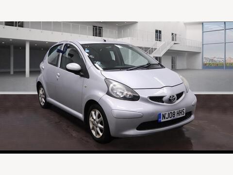 Toyota AYGO Hatchback 1.0 VVT-i Platinum Euro 4 5dr