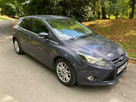 Ford Focus Hatchback 1.0T EcoBoost Titanium Euro 5 (s/s) 5dr