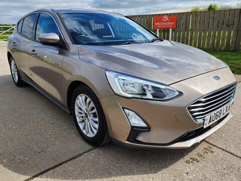 Ford Focus Hatchback 1.0T EcoBoost Titanium Auto Euro 6 (s/s) 5dr