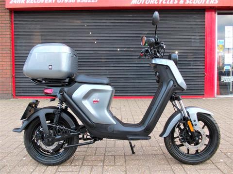 NIU UQi GT Pro Moped