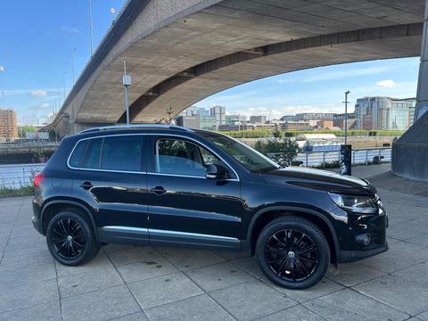 Volkswagen Tiguan SUV 2.0 TDI BlueMotion Tech Match Edition DSG 4WD Euro 6 (s/s) 5dr