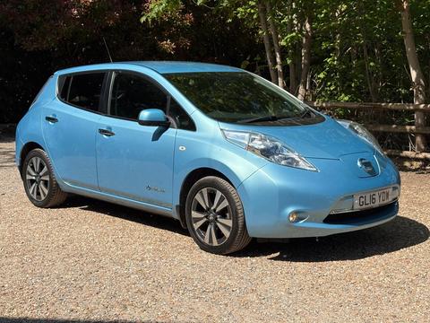 Nissan Leaf Hatchback 30kWh Tekna Auto 5dr