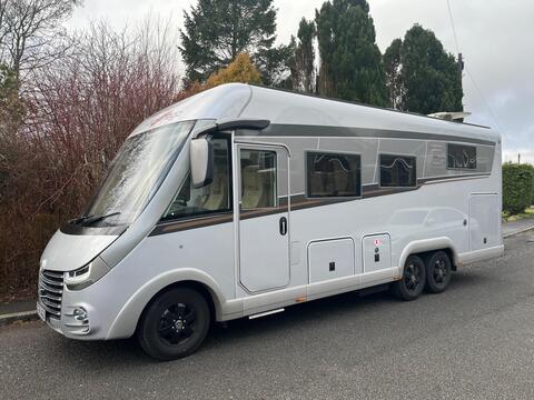 Carthago Chic e-line Coach Built DELIVERY POSSIBLE,HAB AIR CON,1 OWNER 1200 MILES
