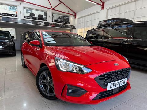 Ford Focus Hatchback 1.0T EcoBoost ST-Line Euro 6 (s/s) 5dr
