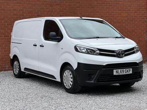 Toyota ProAce Panel Van 1.6D Active Medium Panel Van MWB Euro 6 6dr