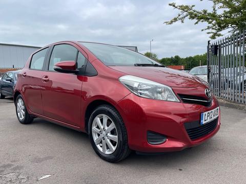 Toyota Yaris Hatchback 1.33 Dual VVT-i TR Euro 5 5dr