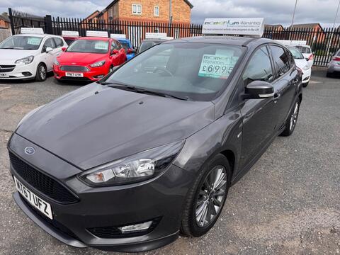 Ford Focus Hatchback 1.0T EcoBoost ST-Line Euro 6 (s/s) 5dr