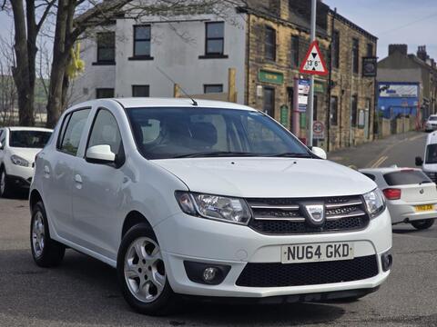 Dacia Sandero Hatchback 0.9 TCe Laureate Euro 5 5dr