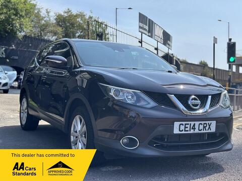 Nissan Qashqai SUV 1.2 DIG-T Acenta Premium 2WD Euro 5 (s/s) 5dr