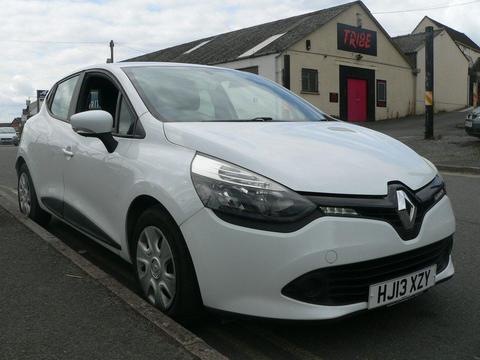 Renault Clio Hatchback 1.2 16V Expression Euro 5 5dr