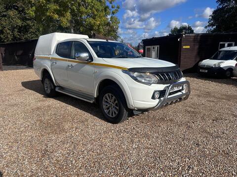Mitsubishi L200 Pickup 2.4 DI-D DC Titan 4WD Euro 6 4dr
