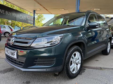 Volkswagen Tiguan SUV 2.0 TDI BlueMotion Tech S DSG 4WD Euro 5 (s/s) 5dr