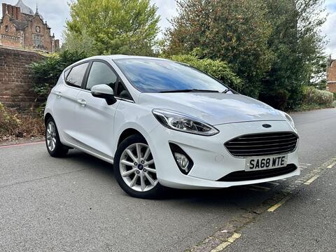 Ford Fiesta Hatchback 1.0T EcoBoost Titanium Euro 6 (s/s) 5dr