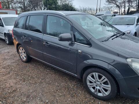 Vauxhall Zafira MPV 1.7 CDTi ecoFLEX Design Euro 5 5dr (SNav)