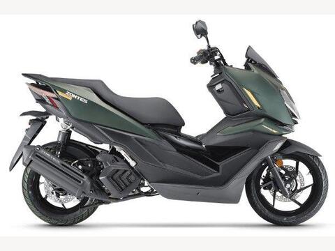 Zontes ZT125-X Scooter