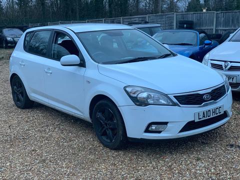 Kia Ceed Hatchback 1.6 2 Euro 4 5dr