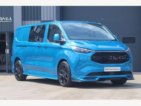Ford Transit Custom Combi Van 2.5 320 Duratec 11.8kWh Limited Multicab Auto L1 H1 Euro 6 5dr