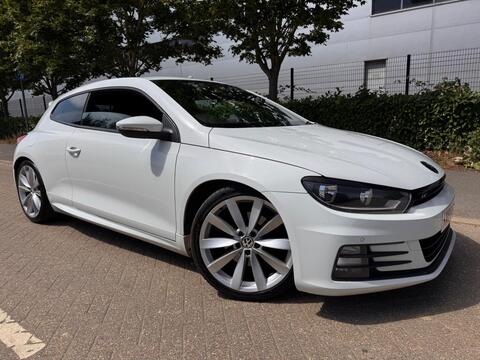Volkswagen Scirocco Hatchback 2.0 TDI BlueMotion Tech R-Line DSG Euro 6 (s/s) 3dr