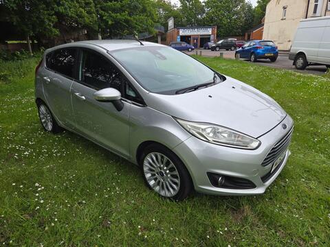 Ford Fiesta Hatchback 1.0T EcoBoost Titanium X Euro 5 (s/s) 5dr