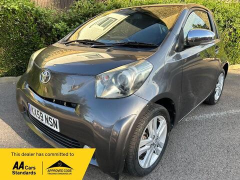 Toyota iQ Hatchback 1.33 Dual VVT-i 3 Multidrive Euro 4 3dr