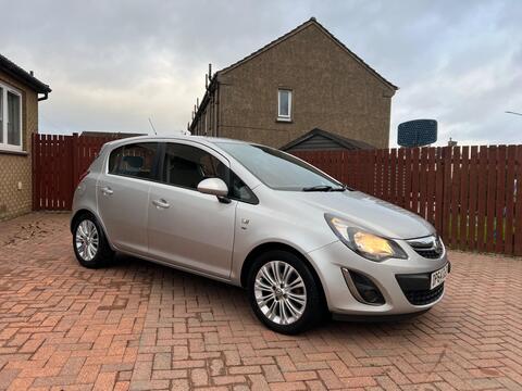 Vauxhall Corsa Hatchback 1.4 16V SE Euro 5 5dr