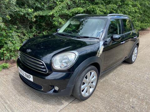 MINI Countryman SUV 1.6 Cooper Euro 5 (s/s) 5dr