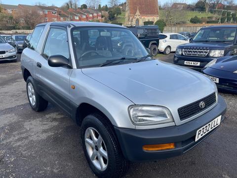 Toyota RAV4 SUV 2.0 16v GX 4WD 3dr