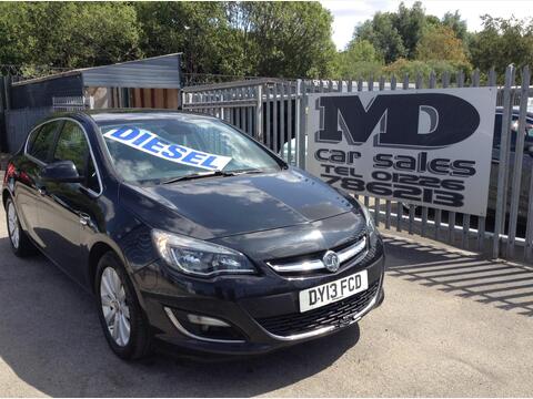 Vauxhall Astra Hatchback 2.0 CDTi ecoFLEX Elite Euro 5 (s/s) 5dr