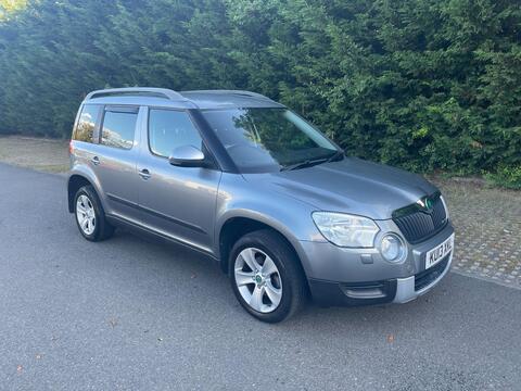 Skoda Yeti SUV 1.6 TDI GreenLine II SE Euro 5 (s/s) 5dr