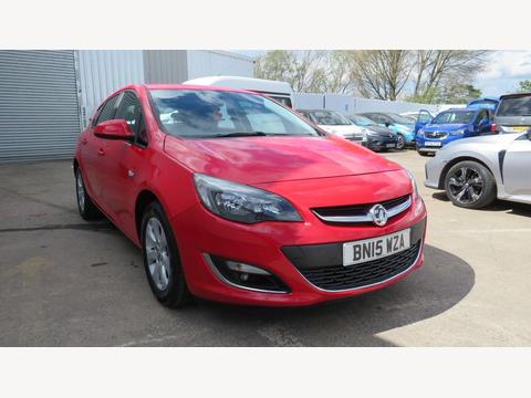 Vauxhall Astra Hatchback 1.4i Design Euro 6 5dr
