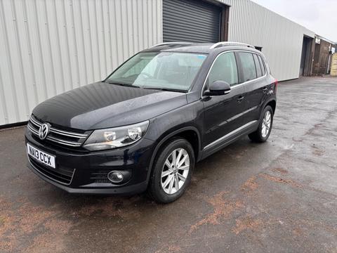 Volkswagen Tiguan SUV 2.0 TDI BlueMotion Tech SE 4WD Euro 5 (s/s) 5dr